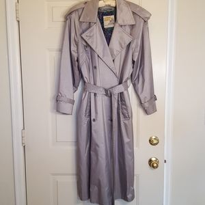 Vintage London Fog/Towne Trench Rain Coat Lined beautiful like new